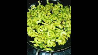 Bitter gourd recipe 😋 very easy homemadetastyyummysimple viralvideo food cooking curryrecipe [upl. by Bowen750]