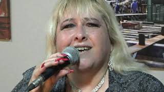 En Tarareando de Jorge Gagliardo la señora Graciela Deluca cantante [upl. by Leunamne279]