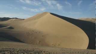 Spectaculair Gobi Desert and Mogao caves [upl. by Tnilc]