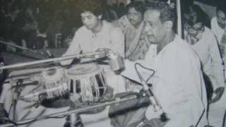 Pandit Bhimsen Joshi  Live Audio  Raga Basant  Bandish In Teental  Fagawa Brij Dekhan Ko [upl. by Alleuqram]