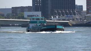 Binnenvaartschip Invotis 9 voor de kop van Zuid in Rotterdam  Binnenvaart [upl. by Nahtnhoj943]