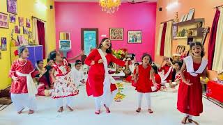 Aye Tobe Sohochori  25 শে বৈশাখ  A dance with my little students  THE BONG CASE  ❤ [upl. by Ed]