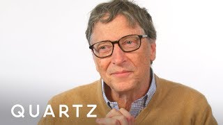 How Bill Gates reads books [upl. by Tremain]