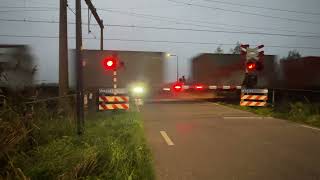 Spoorwegovergang Zenderen Avond Editie  Dutch railroad crossing Evening Edition [upl. by Rafi]