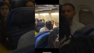 600 Breezy gets pressed by Latin disciple informant on airplane 600breezy chiraq [upl. by Noryak758]