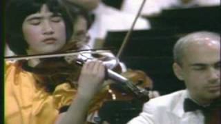 Viviane Hagner 14 Yrs old Israel Philharmonic with Zubin Mehta Conducting [upl. by Nickie765]