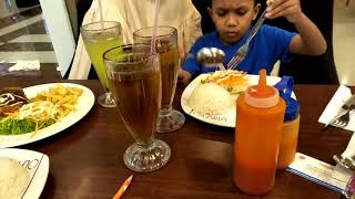 Menu Makan Siang di Solaria JMC [upl. by Aratal435]