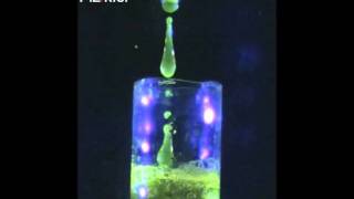 Strobelight and waterdrops  science experiment [upl. by Oicnerual]