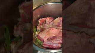 Cotes d agneau à la cocotte minute comme au four aux herbes Faticuisine recette ⬇️ [upl. by Novyad720]