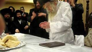 TOSHER REBBE on Purim 2007 [upl. by Anayt]