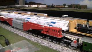 Review of Bachmann HO Scale Schnabel 380 Ton transformer car [upl. by Mikaela]