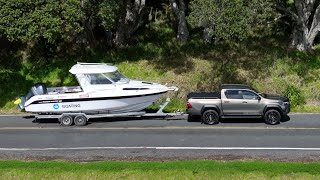 Toyota Hybrid Hilux SR5 Cruiser 4WD Double Cab Ute [upl. by Nazus911]