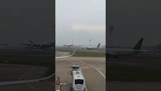 Airport landing 🛬 flight airport airbuslanding landingview youtubeshorts shorts trending [upl. by Dorthea]