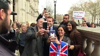 A Londres Macron appelle les expatriés à rentrer en France [upl. by Aremmat]