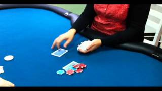 Curso de Croupier Madrid  Cómo dar el flop en una mano de Texas Holdem [upl. by Nagn]