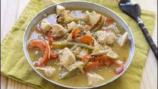 Recette de poulet  lait de coco et poivrons [upl. by Allesig]