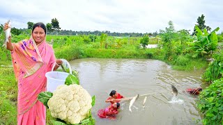 পুকুর থেকে জ্যান্ত রুইমাছ ধরে ফুলকপি দিয়ে পাতলা ঝোল রান্না করলাম  fish curry recipe [upl. by Wanids]