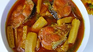 কাঁচা কলা দিয়ে মাছের ঝোল রেসিপি  Kacha Kolar Torkari  Fish Curry With Green Banana [upl. by Anuayek]