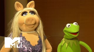 Miss Piggy amp Kermit on ‘The Muppets’ Show  MTV News [upl. by Lean]