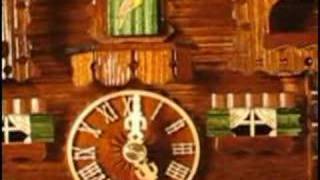 Romba Swiss Chalet cuckoo clock  12111 [upl. by Ubana]