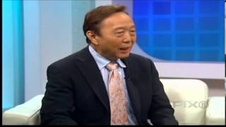 Dr John Chao shows the Pinhole Surgical Technique on the Dr Steve Show [upl. by Knight]