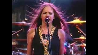 Avril Lavigne  Complicated  Live at Craig Kilborn Show 13062002 [upl. by Hnamik649]