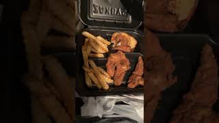 Reviewing Zaxby’s Chicken Finger Plate￼ [upl. by Shornick]