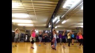 Arrasando zumba with saori [upl. by Demetre55]