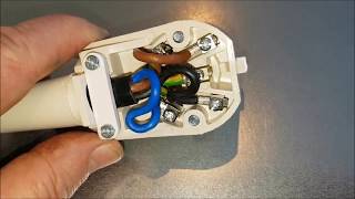 How to attach a perilex plug at a inductioncooker [upl. by Inad30]