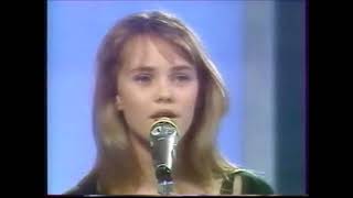 Vanessa Paradis  Marilyn et John Live 1988 [upl. by Aneeled]