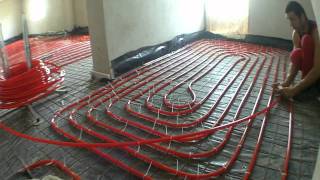 Incalzire pardoseala cu teava Rehau  Underfloor heating [upl. by Jacobine212]