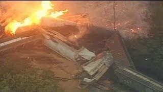 Accident ferroviaire impressionnant aux EtatsUnis [upl. by Ainahpets418]