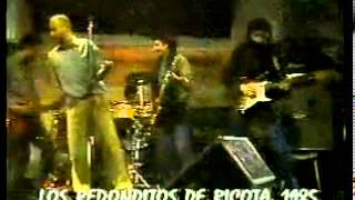 Intro de quotMúsica para pastillasquot  Los Redondos Centro Parakultural año 1985 [upl. by Annadroj]