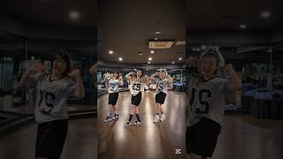 용트름 엉니들ㅋ오렌지캬라멜 까탈레나 dancechallenge shorts 볼빨간사춘기 이모들 [upl. by Yran]