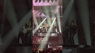 Shania Twain final bow Lets Go Planet Hollywood Las Vegas 2022 Man I Feel Like A Woman shaniatwain [upl. by Eillod989]