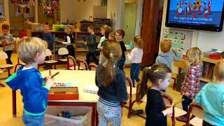 20172018  Groep 12 C  Een klas vol muzikantjes [upl. by Adnalor]