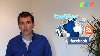 Veilig op vakantie met social media  5 tips  TTM Communicatie [upl. by Brigida992]