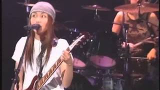 Hitomi Yaida 矢井田瞳  Creamed Potatoes  I Can Fly Tour 2003 [upl. by Gilford]