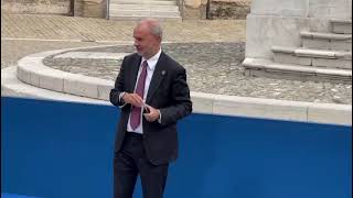 Momenti G7 Salute ad Ancona la cerimonia delle quotstrette di manoquot del ministro Schillaci alla Mole [upl. by Reede93]