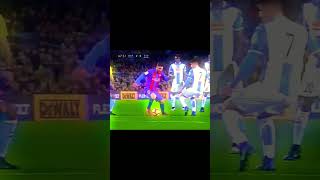 Messi dribbling edit 🐐edit goat messi soccerplayer messiskills [upl. by Assillim401]