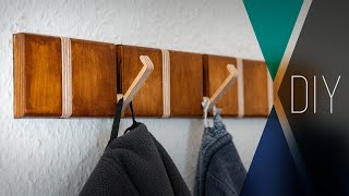 Garderobe mit Klapphaken selber bauen  Hakenleiste  DIY [upl. by Nahamas]