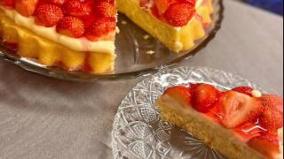 Torte me luleshtrydhe dhe me krem vanilje 😋🤤🍓 Erdbeerkuchen🤤🤤 [upl. by Sivrat]