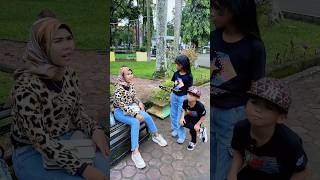 Pura pura gak lihat keripikkentangmasboy shorts youtubeshorts trending comedy humor [upl. by Schlessel]