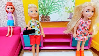 Kumanda Nereye Kayboldu Kim Kaybetti Polly Pocket Barbie أين هو جهاز التحكم عن بعد [upl. by Gretna]