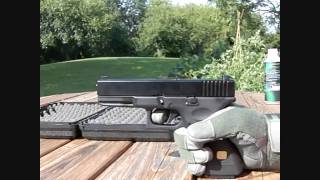 Airsoft HFC Glock 17 GBB Demonstration OLD [upl. by Ardried]