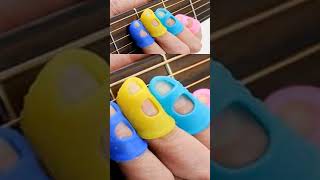 Accesorios ABSURDOS para Guitarra [upl. by Wahs]