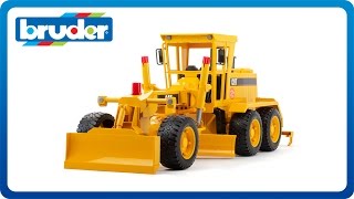 Bruder Toys CAT Grader 02437 [upl. by Arac]