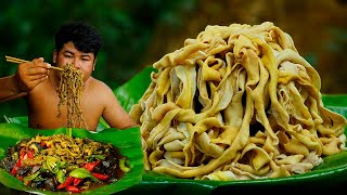 Chicken Intestine Recipe  Fry Hot Chicken Intestine Holy Basil Eating So Yummy In Wild [upl. by Fidole]