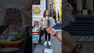 İstanbul İstiklal Caddesi Akordiyon  İstanbul İstiklal Street Accordion [upl. by Winthrop]