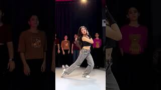 Taras Na  Munja  Dance Cover  ytshorts youtubeshorts shorts dance bollywood entertainment [upl. by Etnoled]